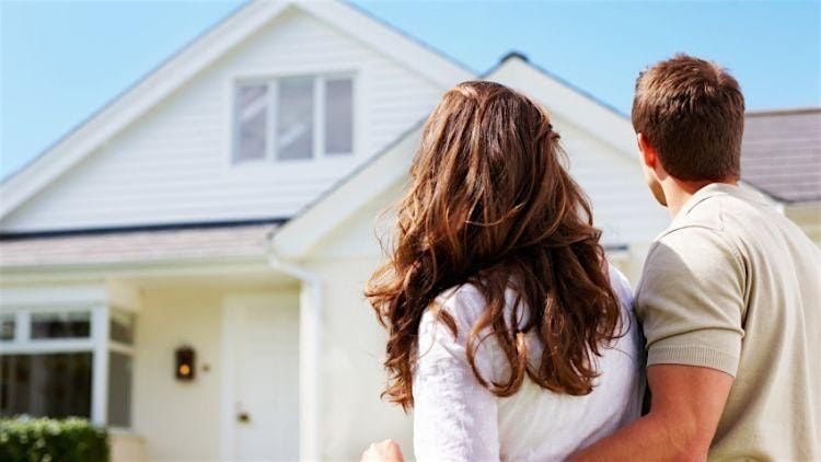 Conquiste sua Casa na Irlanda com Suy\u00e1 Sausmikat e JC Mortgages.