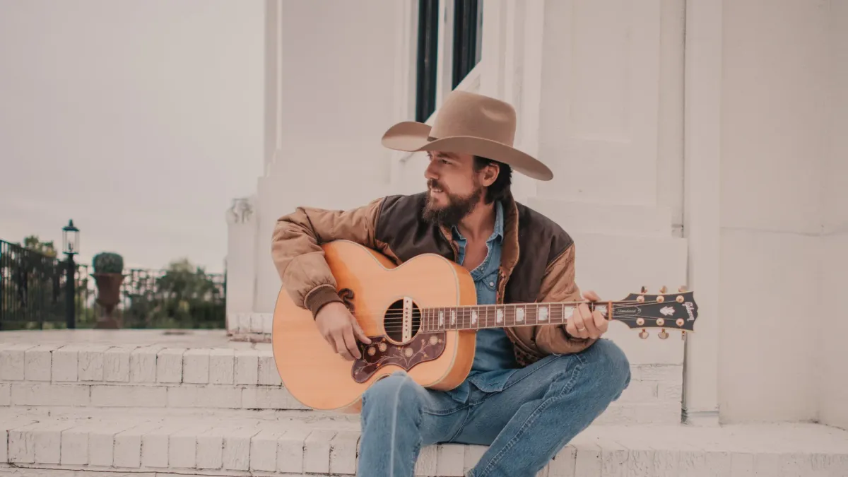 Chris Janson in Montgomery