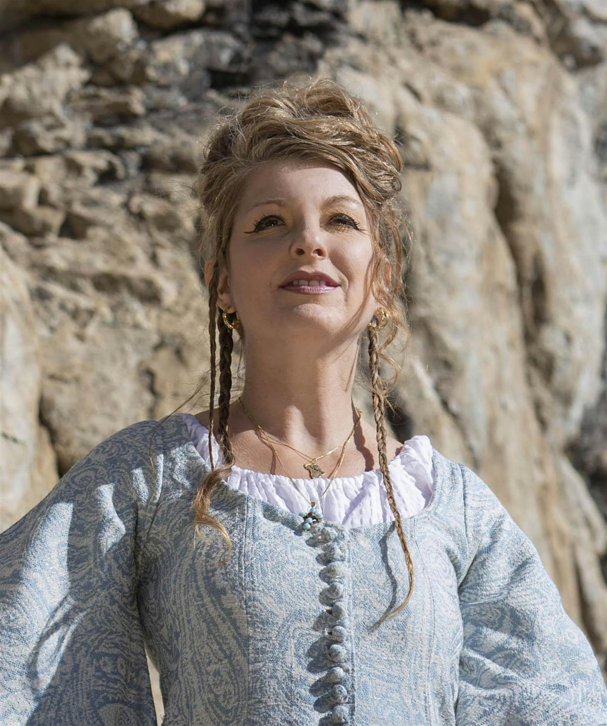 Deck the Halls: A Tracy Fehr &  Friends Christmas