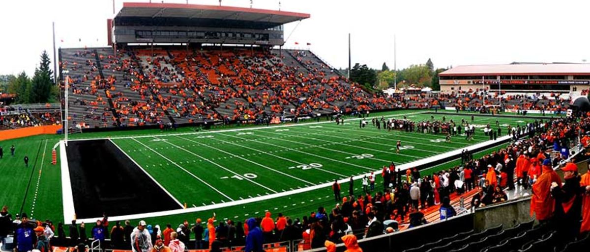 Washington State Cougars at Oregon State Beavers Football at Reser Stadium