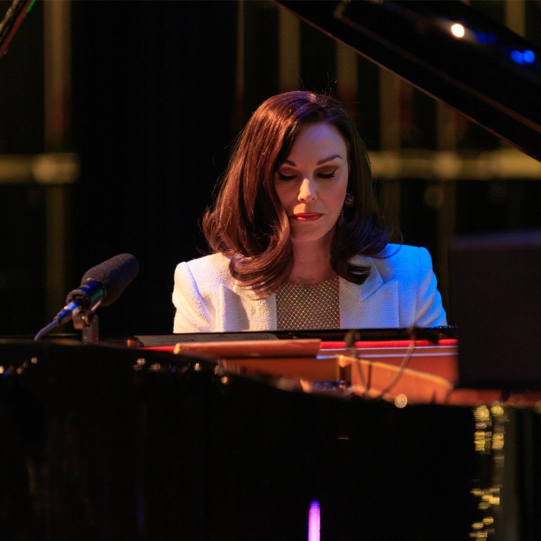 Christmas with Lorie Line at Paramount Center for the Arts - MN