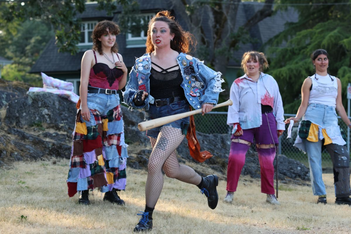 Juliet and Romeo - Nanaimo