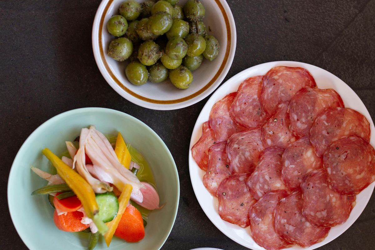 Sausage and Salami Making Classes at Bar Idda