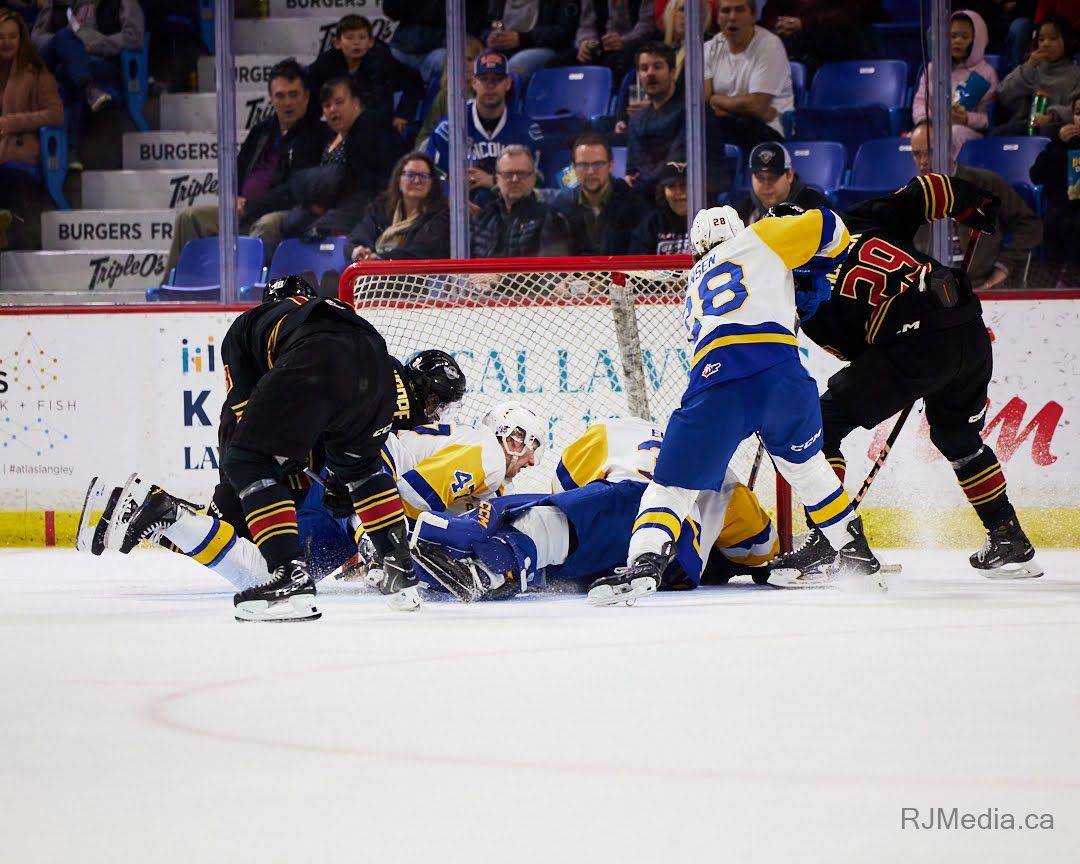 Vancouver Giants at Saskatoon Blades at SaskTel Centre