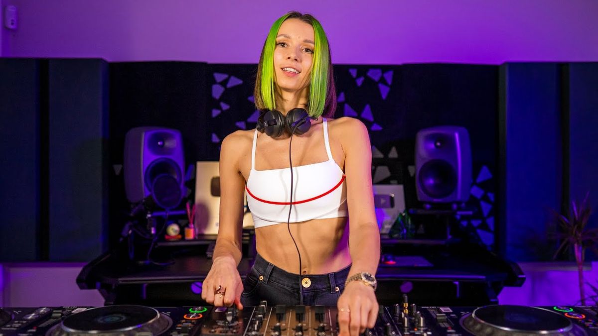 Miss Monique Day Party at Itll Do Club