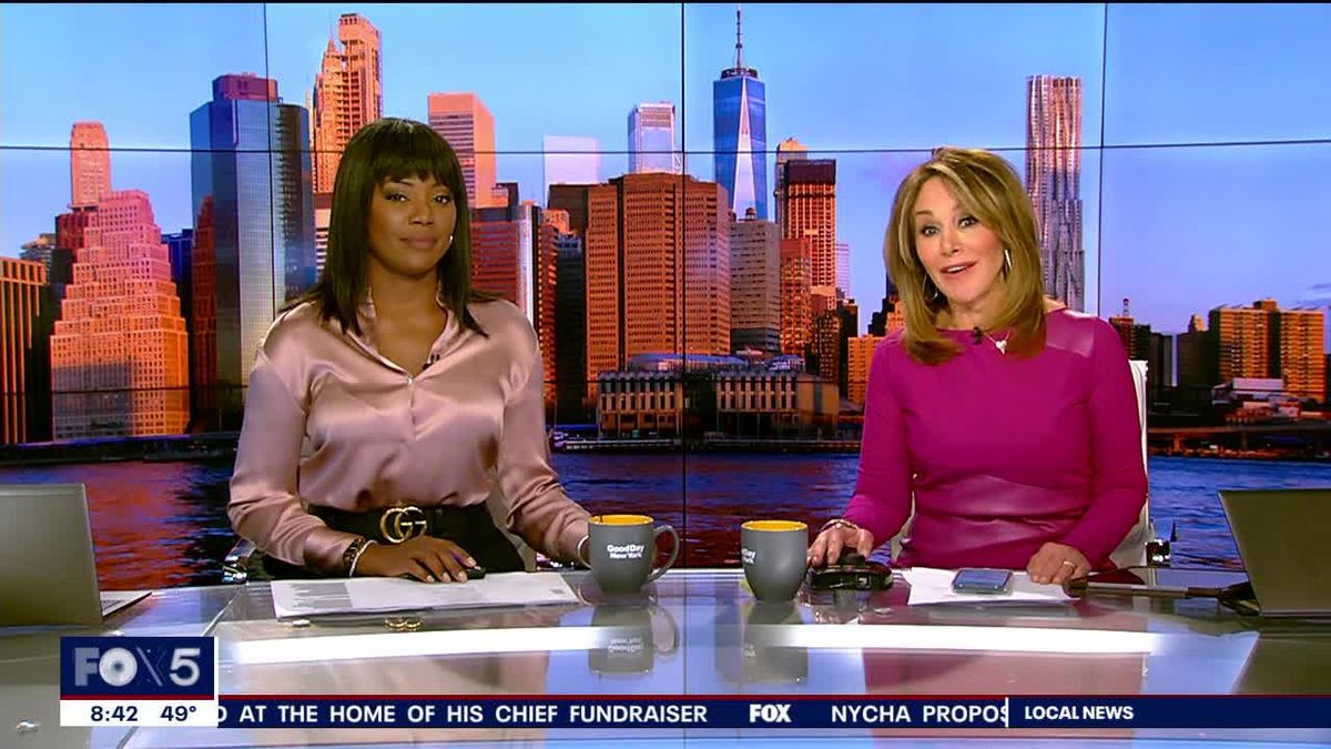 Saint Peter's Peacocks vs. Centenary University Cyclones