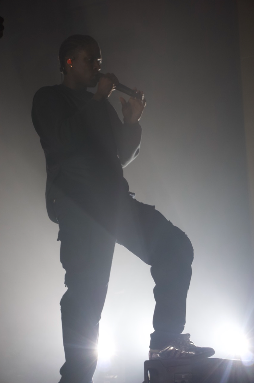 Daniel Caesar at Moda Center