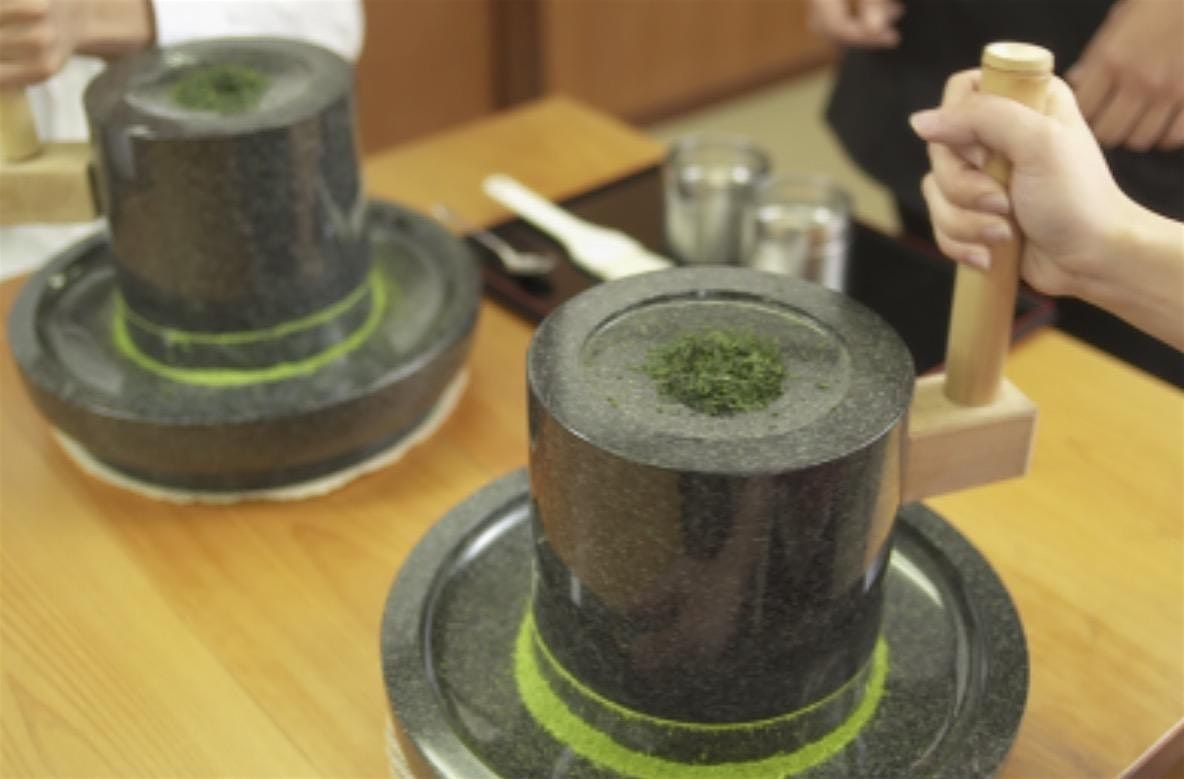 MATCHA AMOR - Matcha grinding workshop.