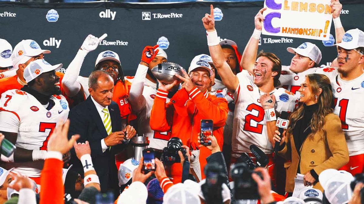 SMU Mustangs at Clemson Tigers Football at Clemson Memorial Stadium