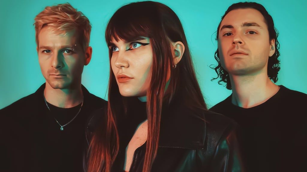 Calva Louise & Mike's Dead
