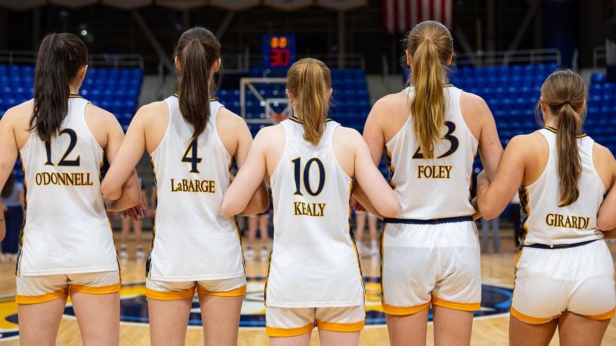 Maine Black Bears at Harvard Crimson Womens Hockey