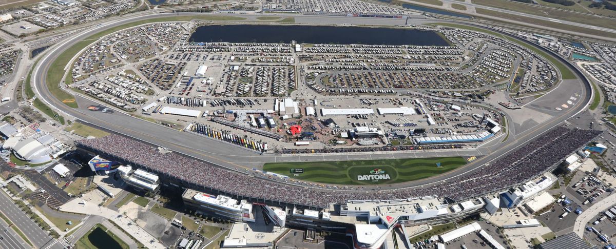Parking Daytona Supercross