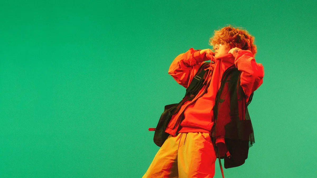 Vaundy in \u798f\u5ca1\u5e02\u4e2d\u592e\u533a