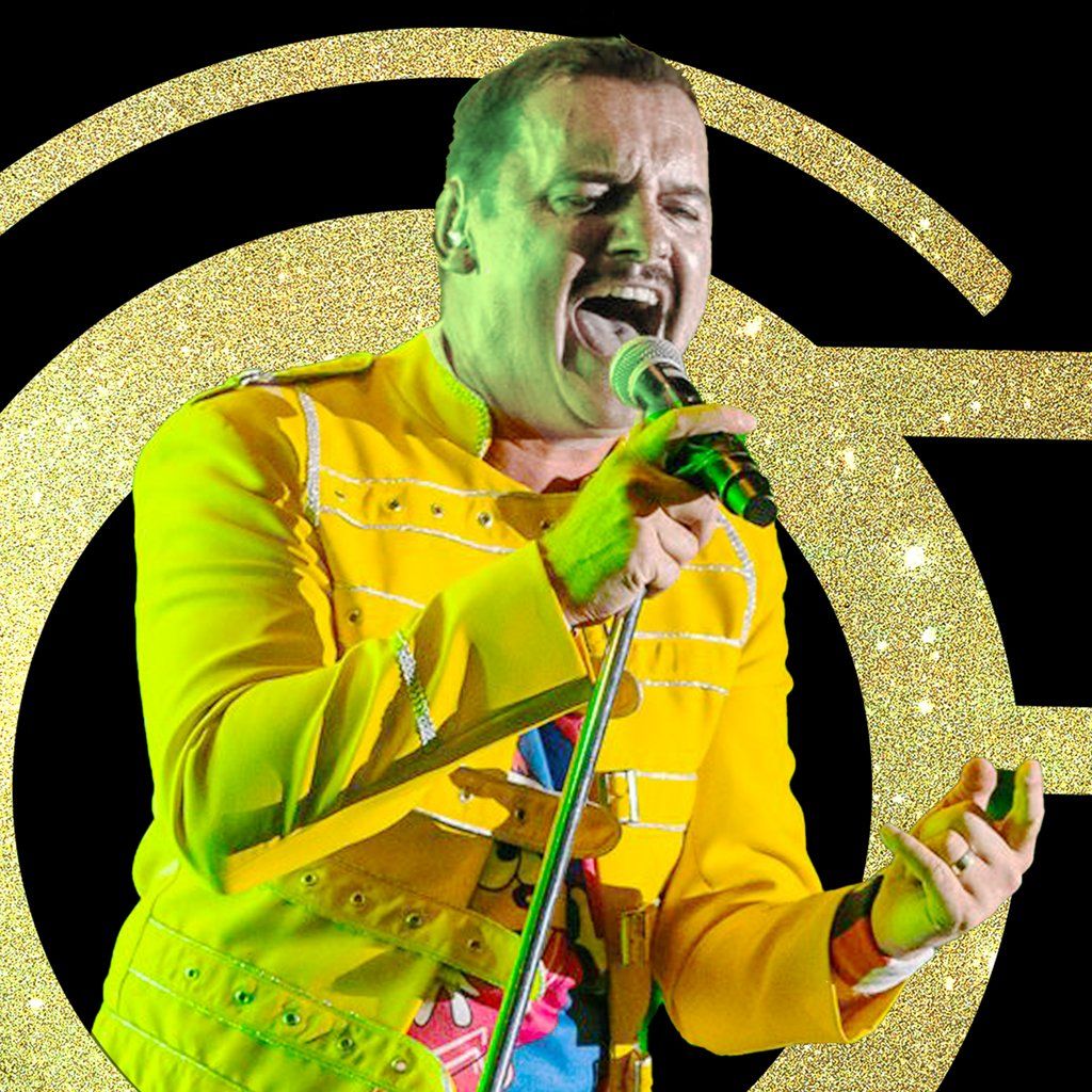 QE2 The Queen Tribute