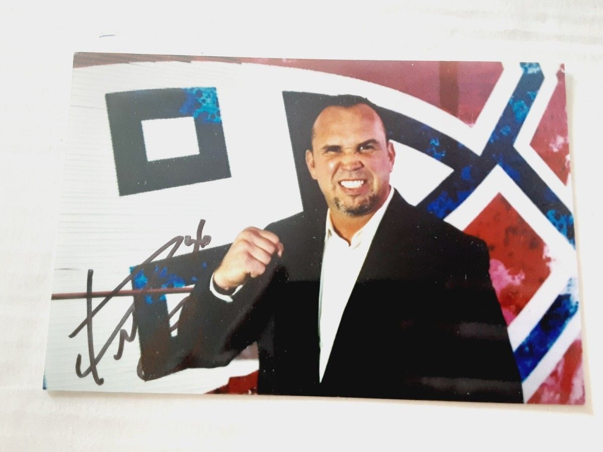 Dave Morissette at Le Club Square Dix30