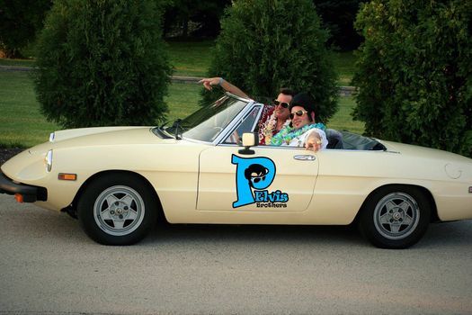 Pelvis Brothers Play Park Street Restaurant Park Street Restaurant Mundelein Il July 31 21