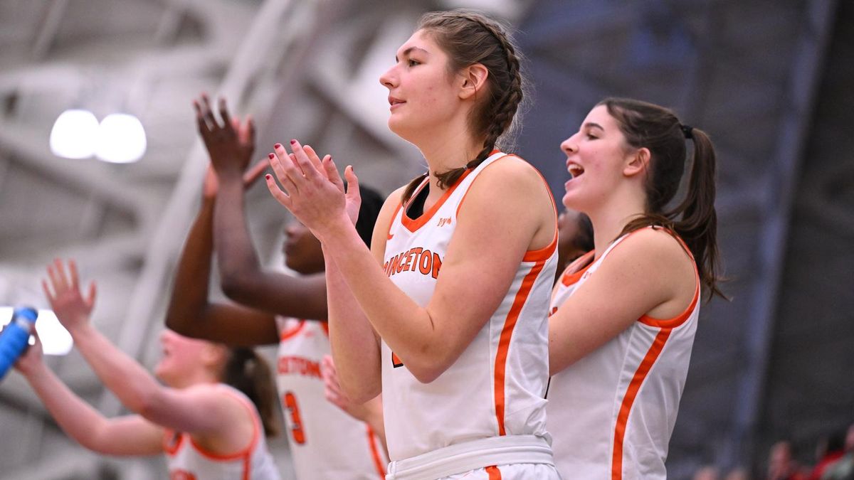 Princeton Tigers at Yale Bulldogs Womens Basketball
