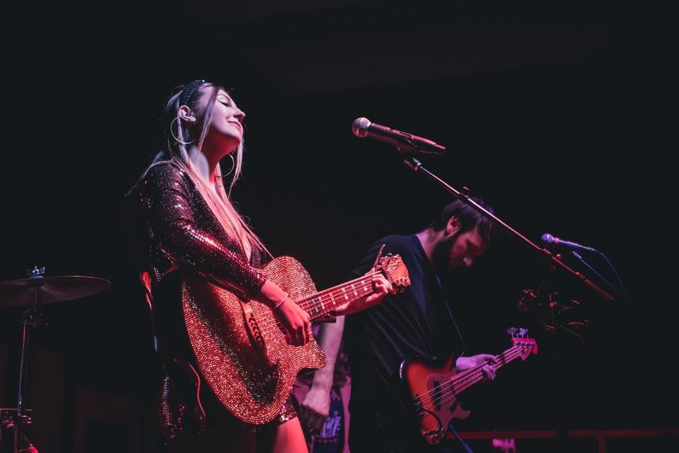 Molly Lovette At Humphreys Humphrey s Midtown St Louis MO molly-lovette-at-humphreys-humphrey-s-midtown-st-louis-mo