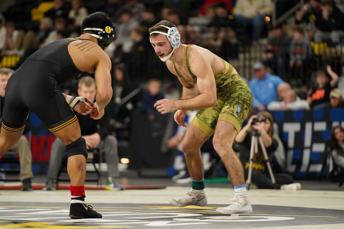 Parking North Carolina Tar Heels at Northern Iowa Panthers Wrestling