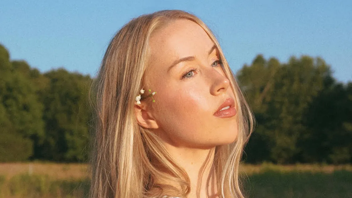 Bronwyn Keith-Hynes in Green Lake