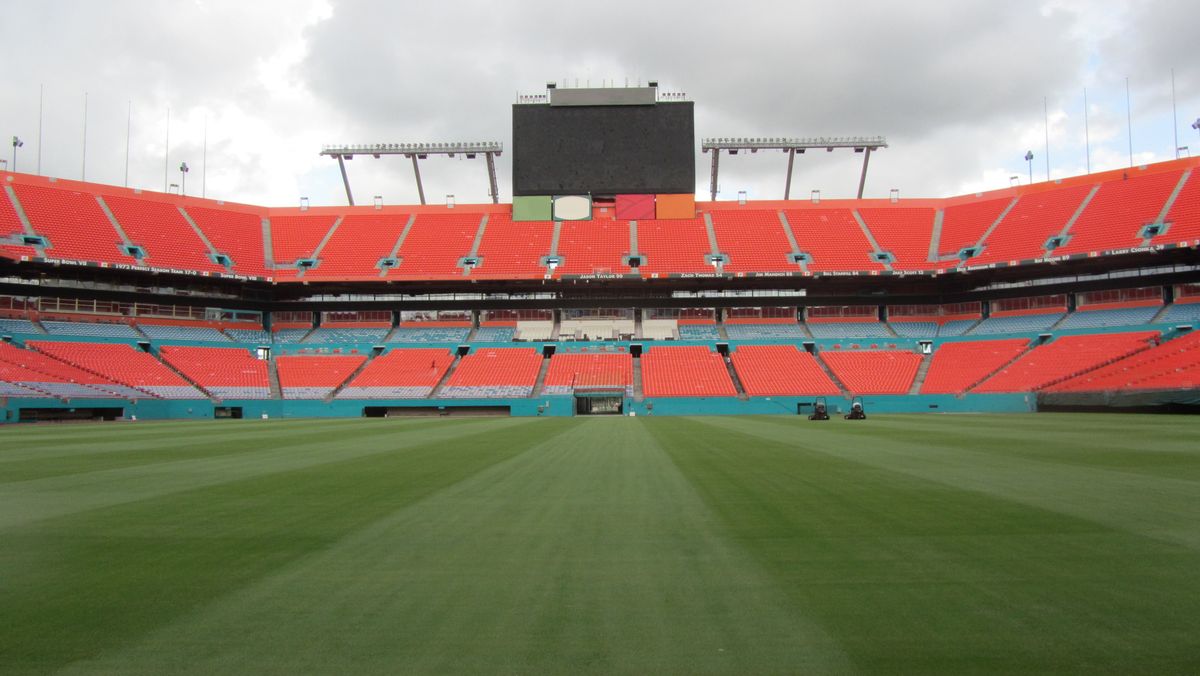 Los Angeles Chargers at Miami Dolphins