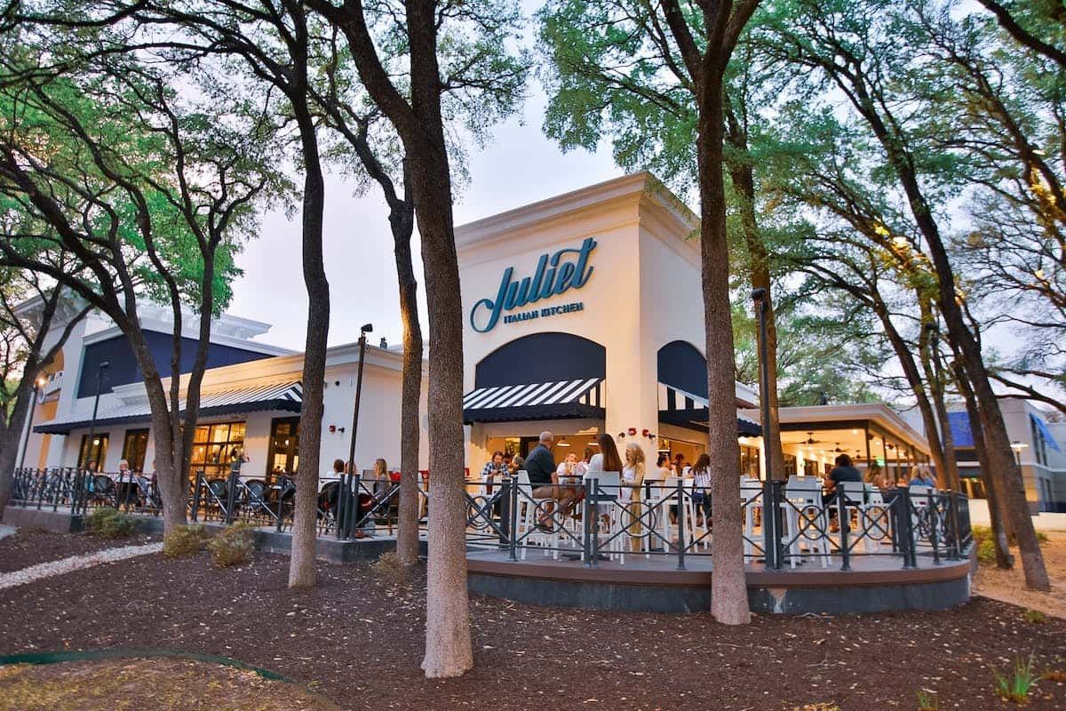 & Juliet - Austin