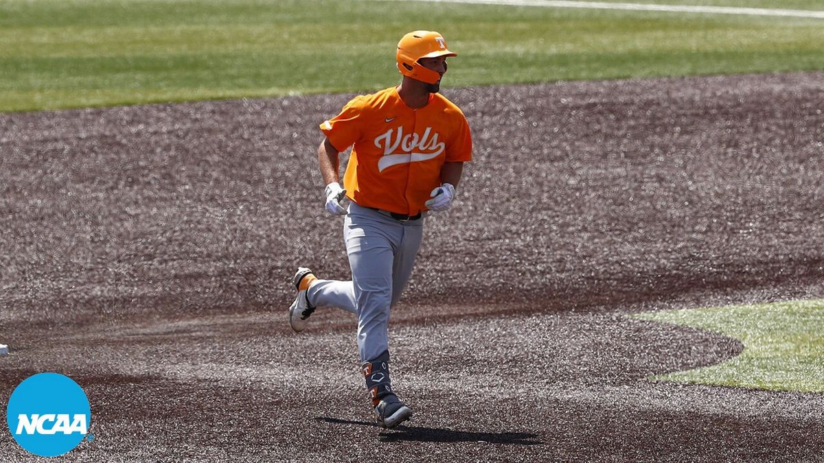 Parking Oklahoma Sooners at Tennessee Volunteers Mens Basketball