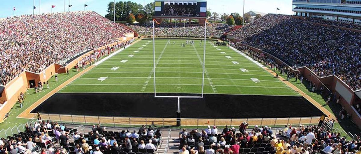 Wake Forest Demon Deacons at North Carolina State Wolfpack Football at Carter-Finley Stadium