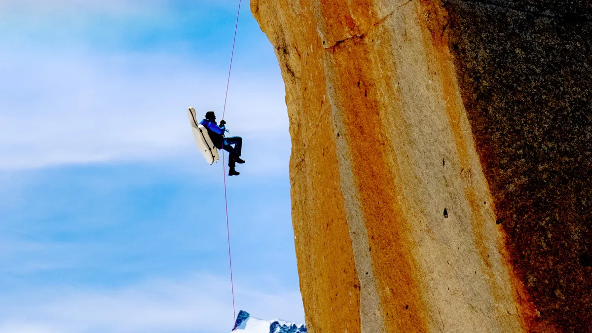 Gautier Capu\u00e7on in Paris