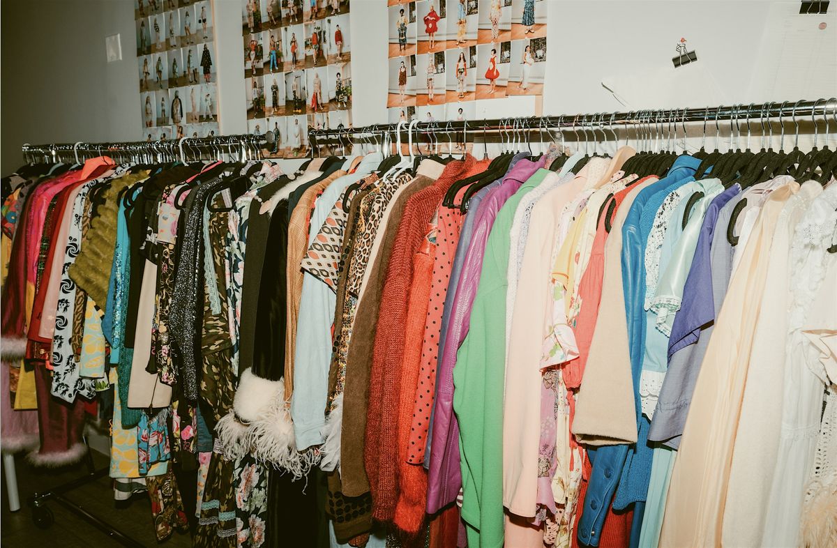 Dauphinette's 2025 Holiday Flea Market in Dumbo