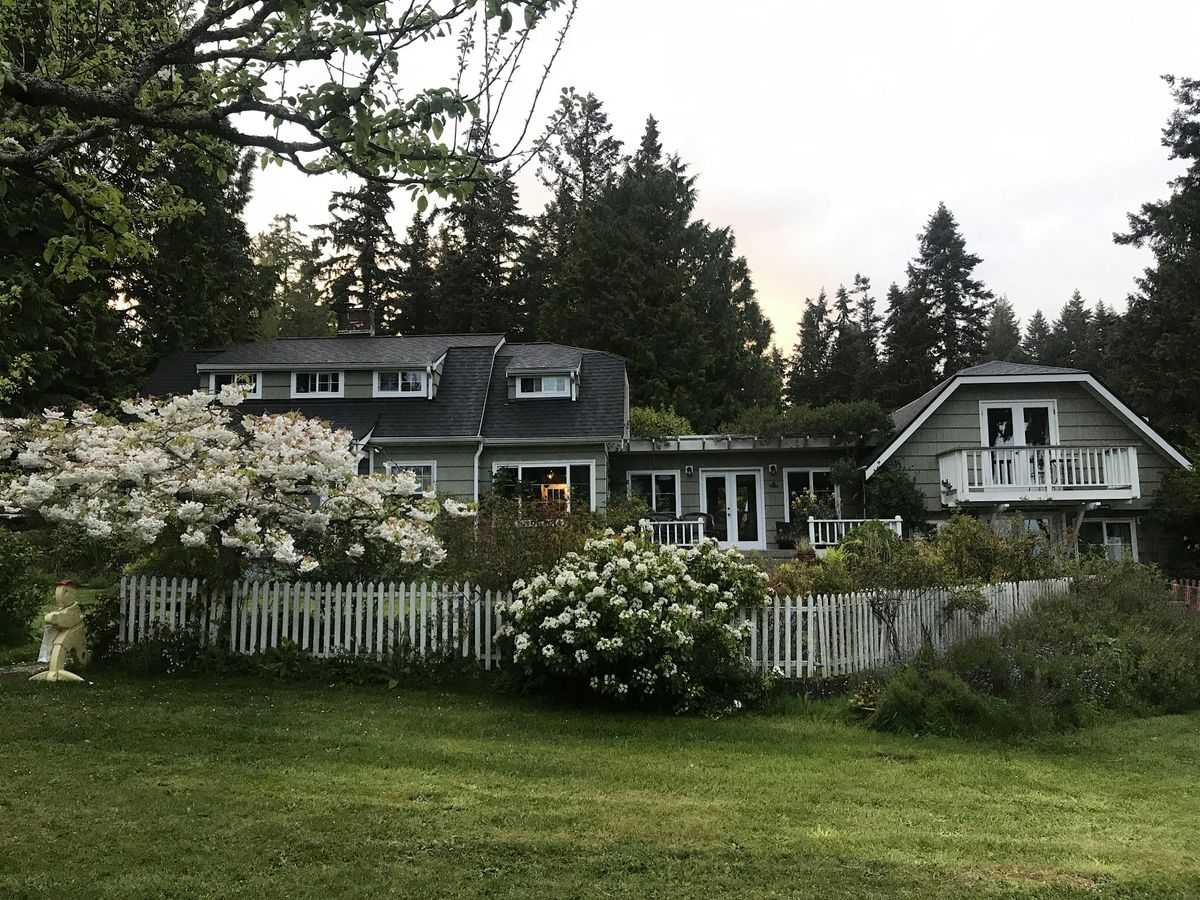 PAWA Paints Joanne's Garden Bainbridge 2026