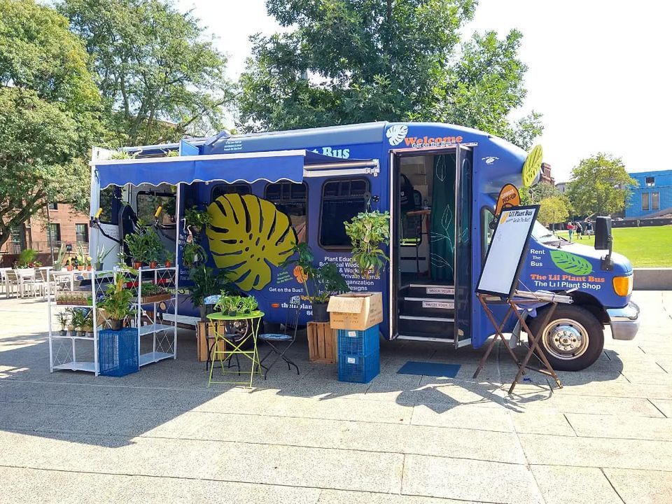 The Lil Plant Bus at The Bristol Mum Festival Memorial Boulevard Park