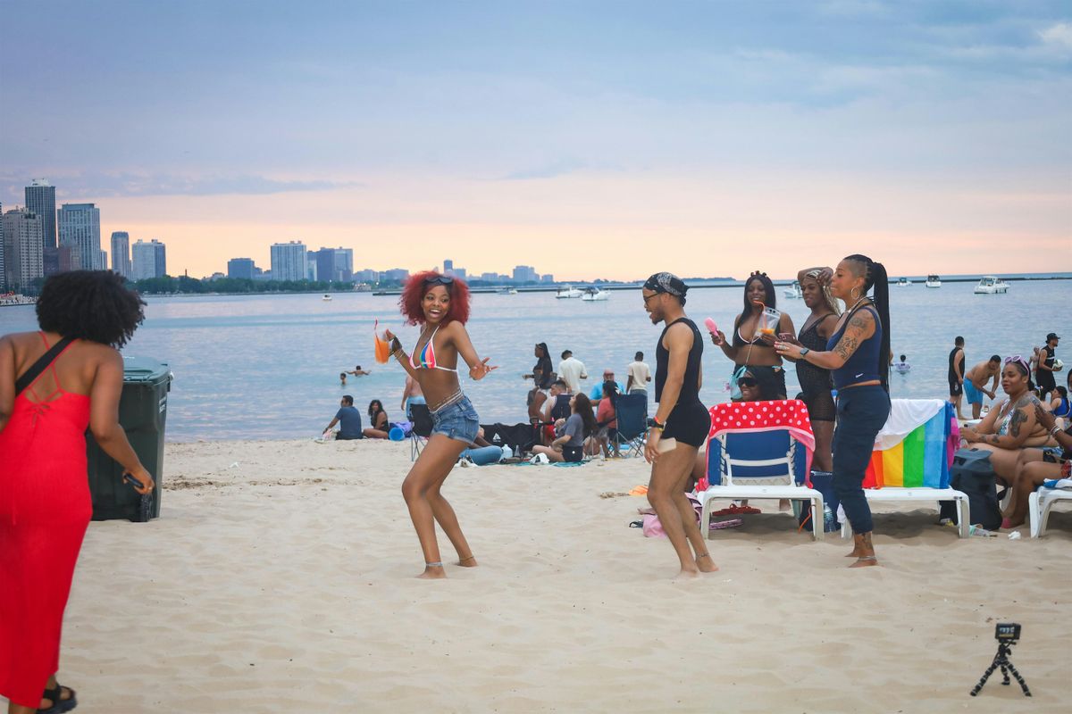 9 AM Beach Bash