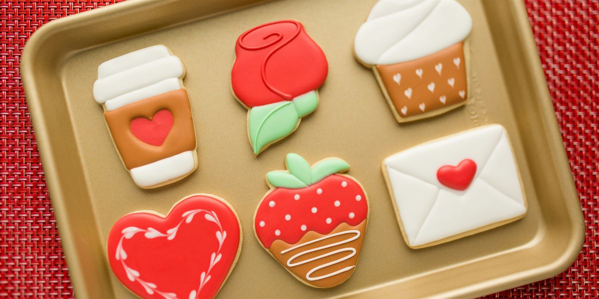 "Sweet Valentine" Cookie Class with South Street Cookies at Big Grove IC