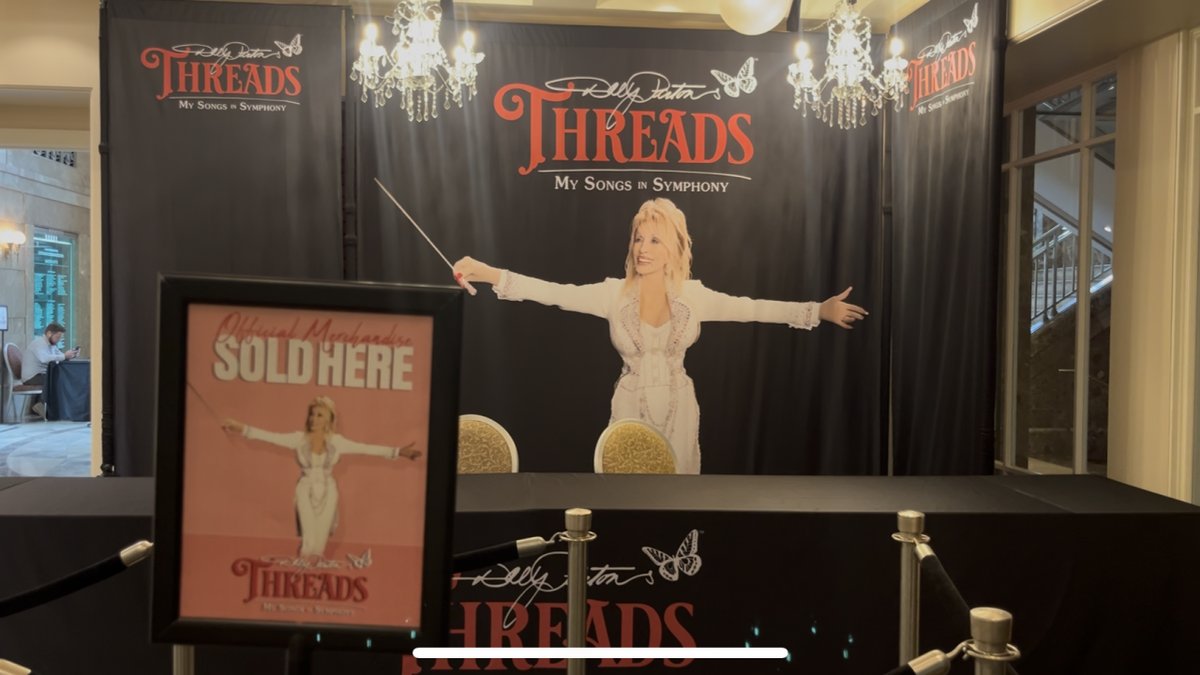 The Cleveland Orchestra - Dolly Parton\u2019s Threads at Blossom Music Center
