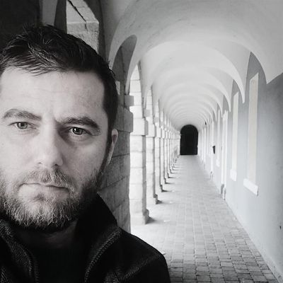 Bulgarian folk dances with Slavi