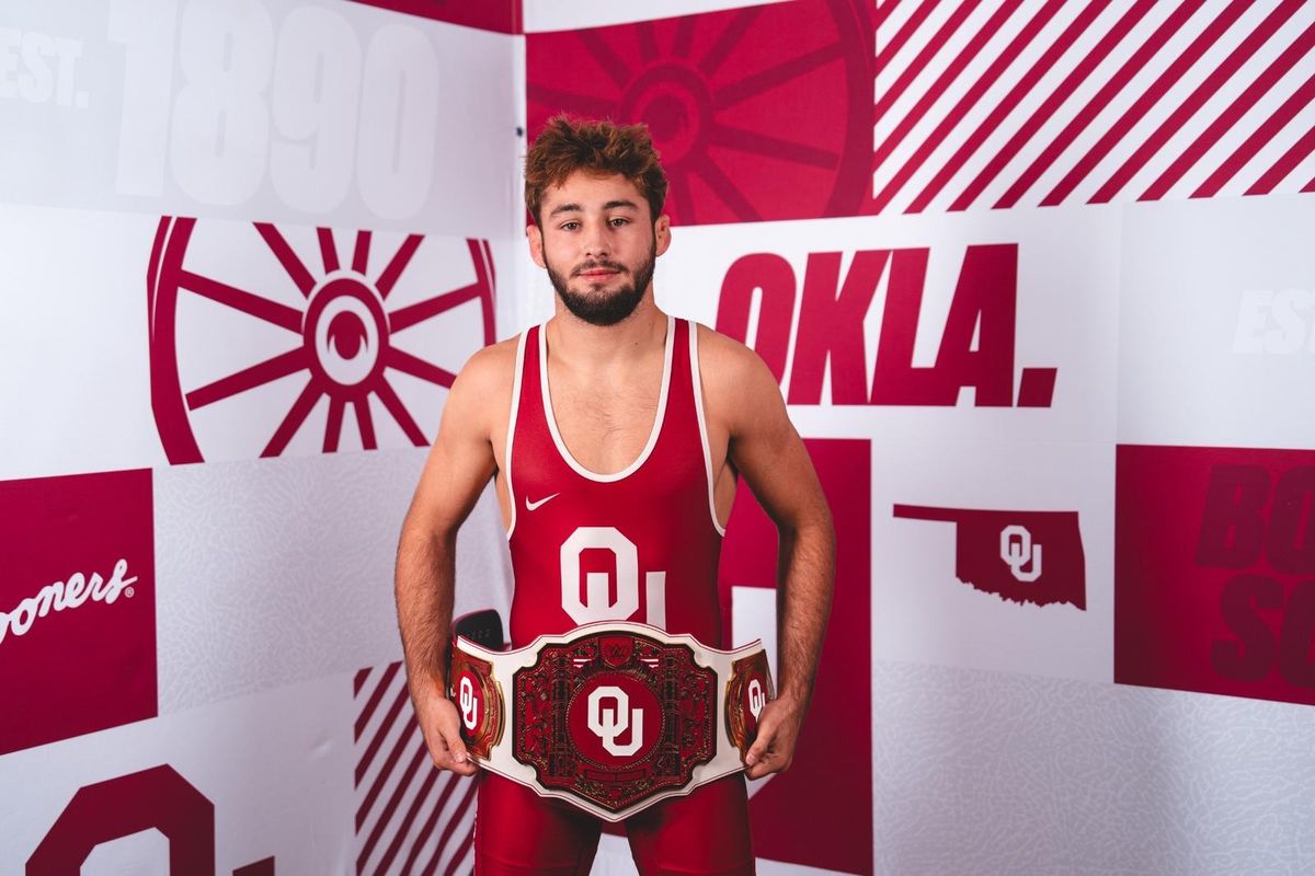 Parking Indiana Hoosiers at Oklahoma Sooners Wrestling