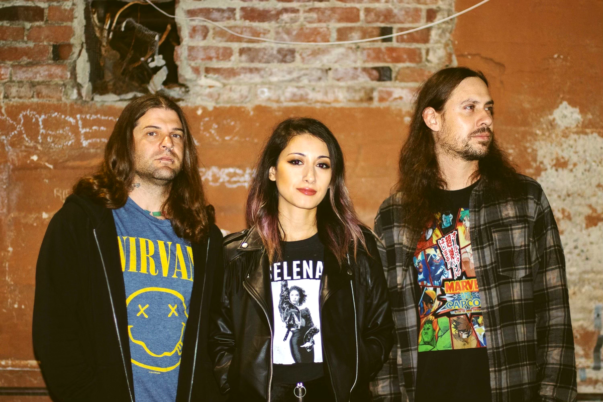 Eyes Set To K*ll at Launchpad