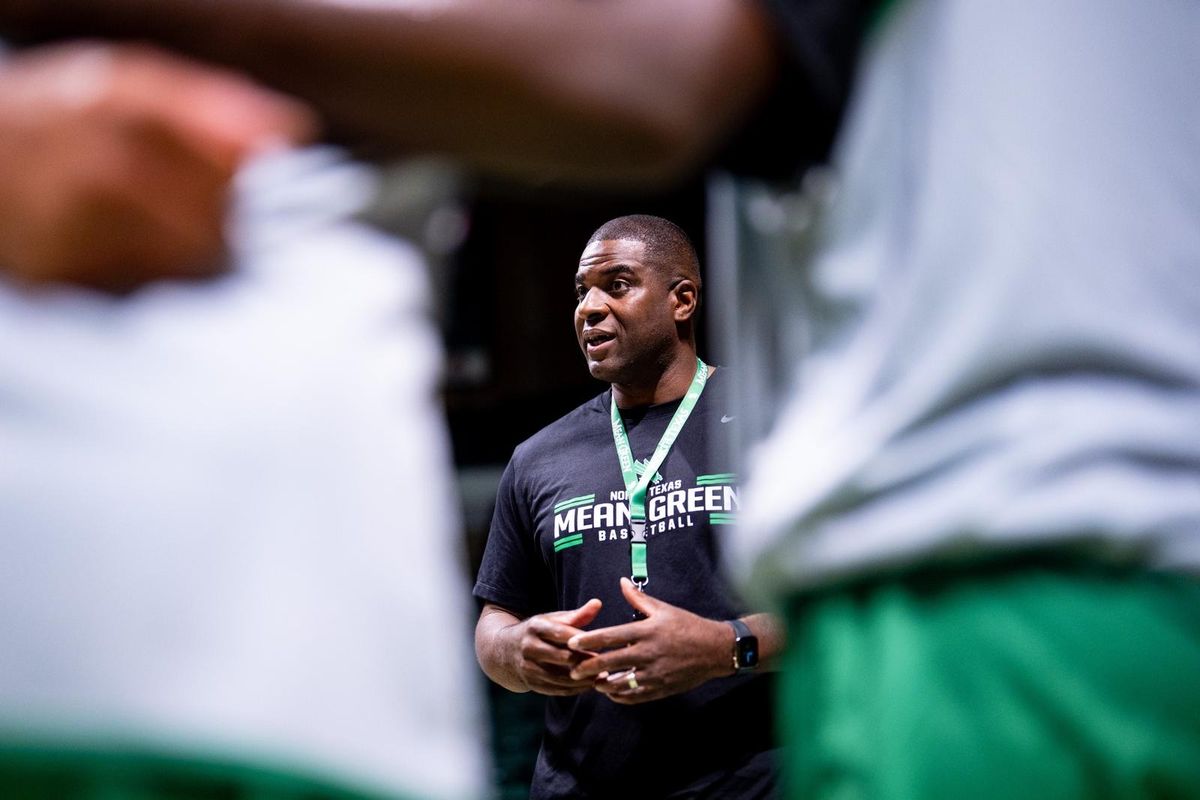 Parking North Texas Mean Green at South Alabama Jaguars Mens Basketball