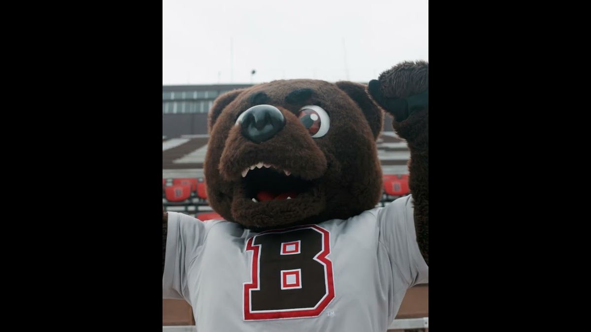 Parking Brown Bears at Harvard Crimson Mens Hockey