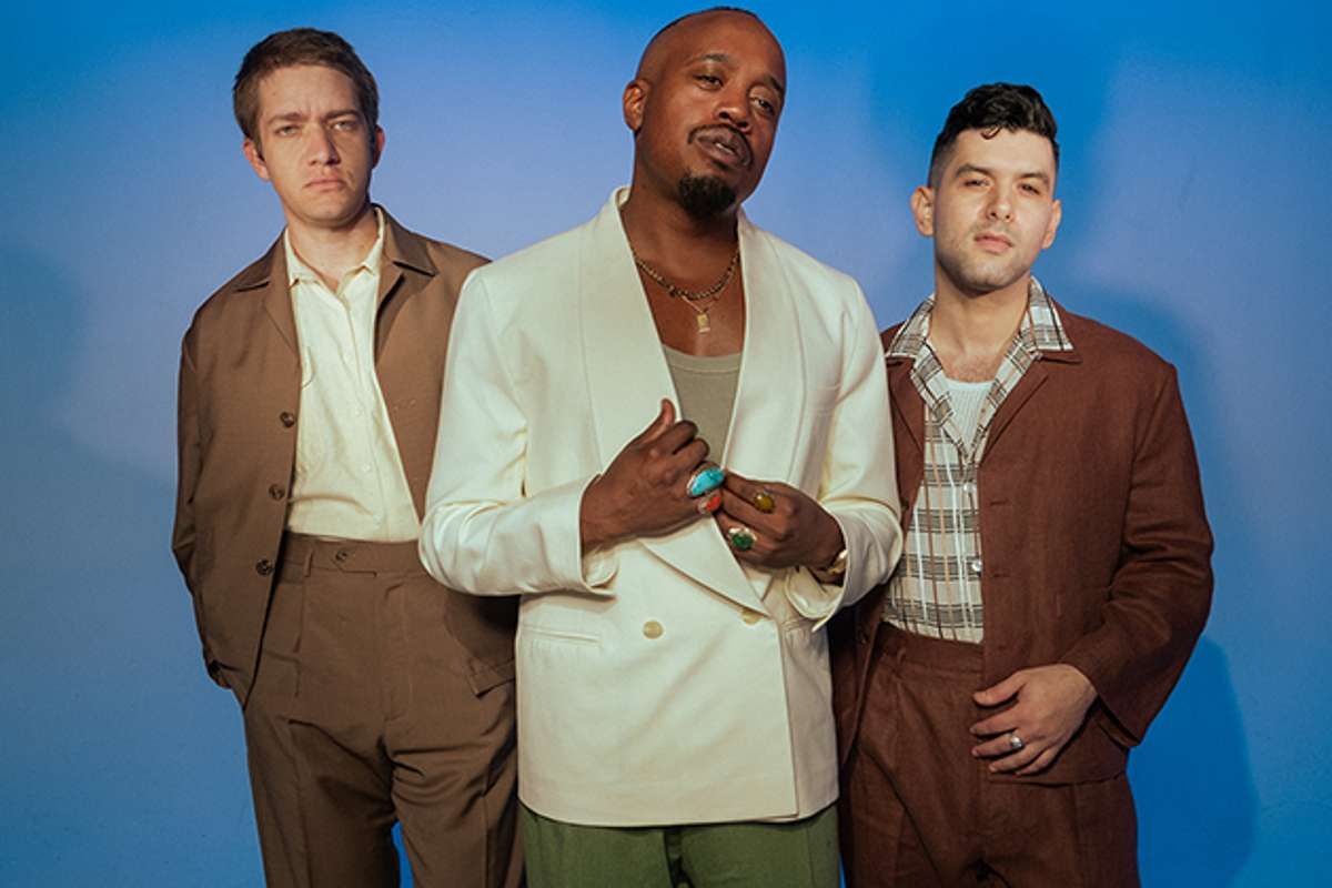 Parking Durand Jones & The Indications (16+)
