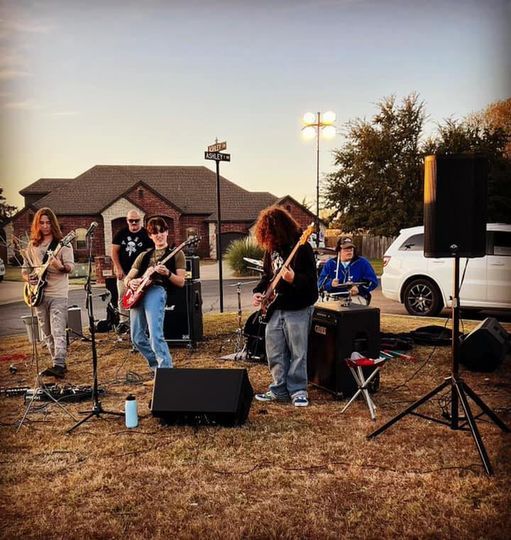 Sn8ke R\u00fct - Live at the Red Brick Bar in Norman!