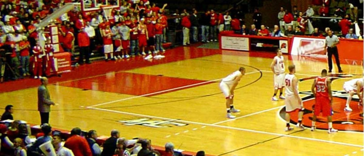 Miami (OH) RedHawks at UMass Minutemen Mens Basketball