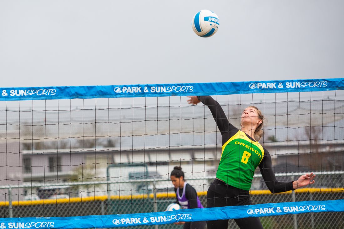 Parking Portland Pilots at Oregon Ducks Womens Volleyball
