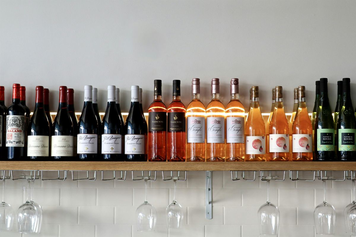 OH LA LA APERO NIGHTS: HOLIDAY EDITION