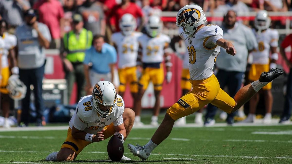Kent State Golden Flashes at Texas Tech Red Raiders Football at Jones AT&T Stadium