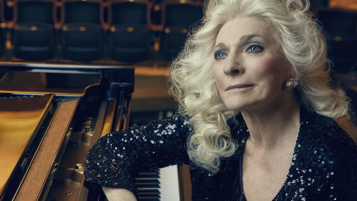 Judy Collins in Plymouth