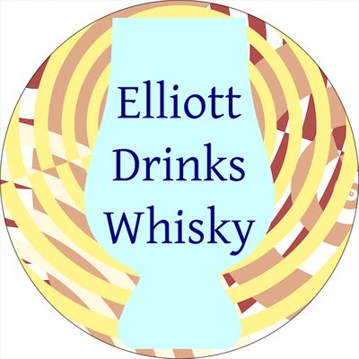 Elliott_drinks_whisky