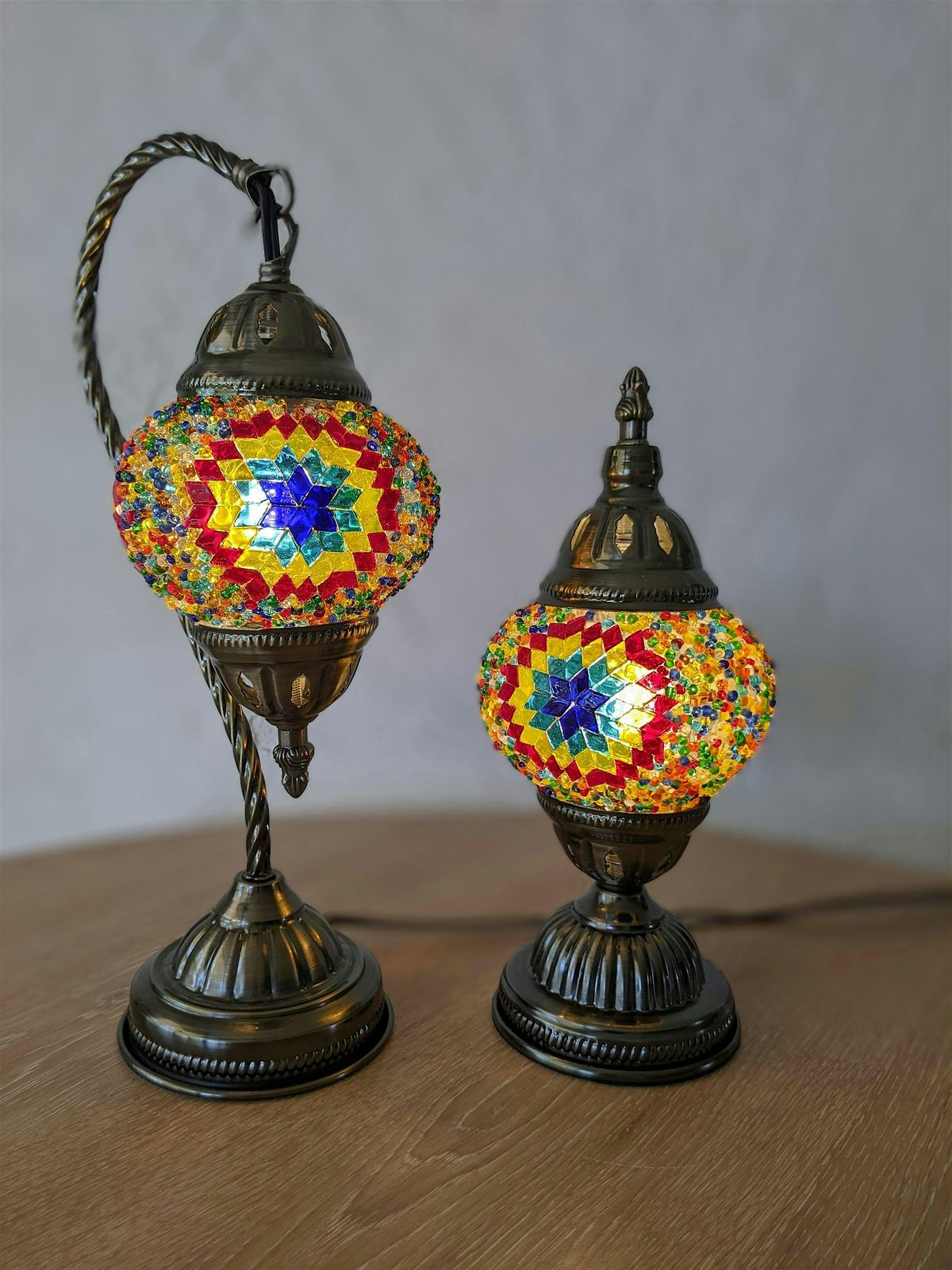 MOSAIC LAMP CLASS-ST. PETERSBURG FL-SUNTAN ART CENTER