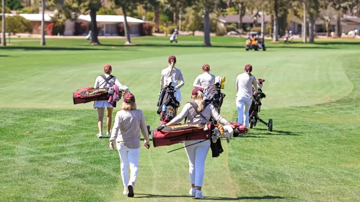 Parking 2026 World Cup: Match 34 (Group E)